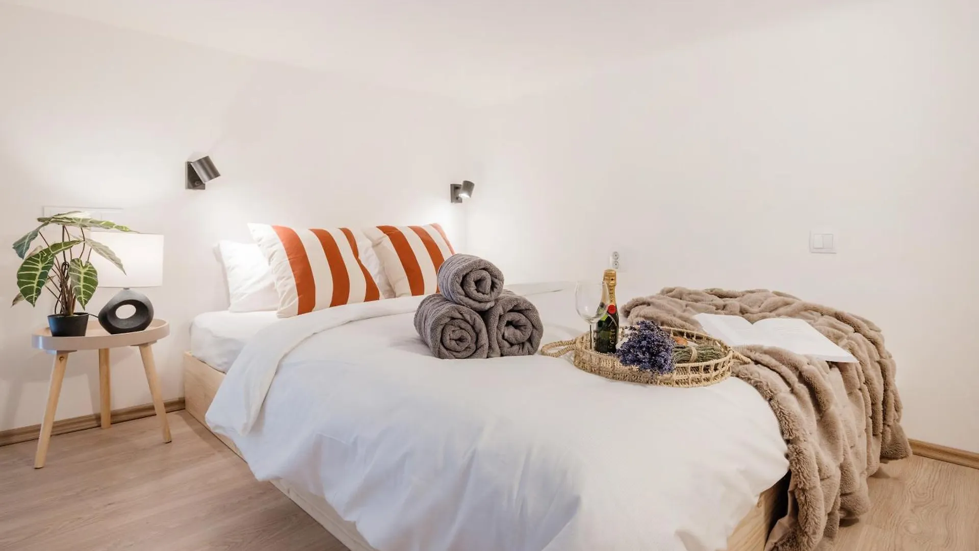 Apartamento Chic 3Br Heart Of District 7- Central Budapest Gem
