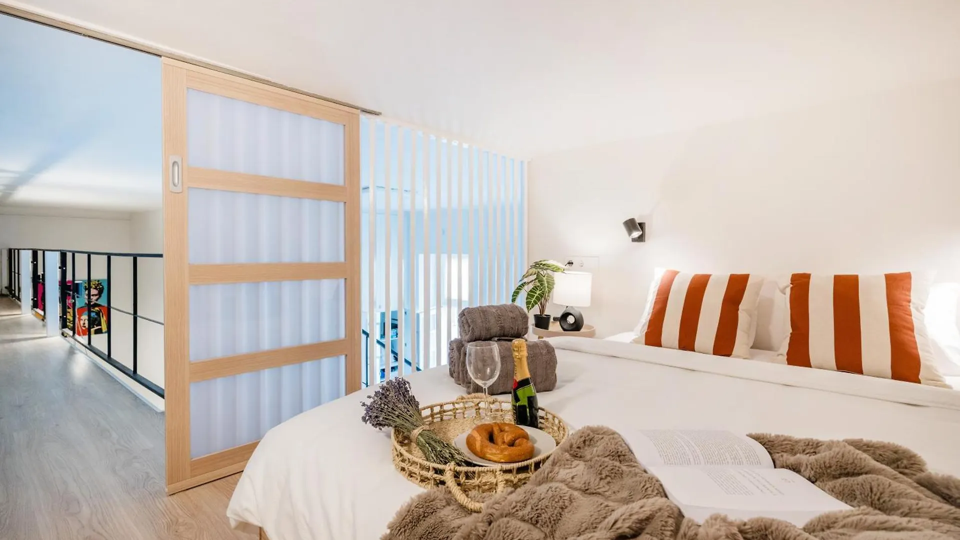 Chic 3Br Heart Of District 7- Central Budapest Gem Apartamento