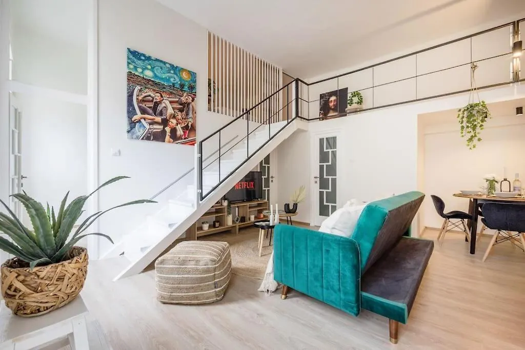 Chic 3Br Heart Of District 7- Central Budapest Gem Apartment