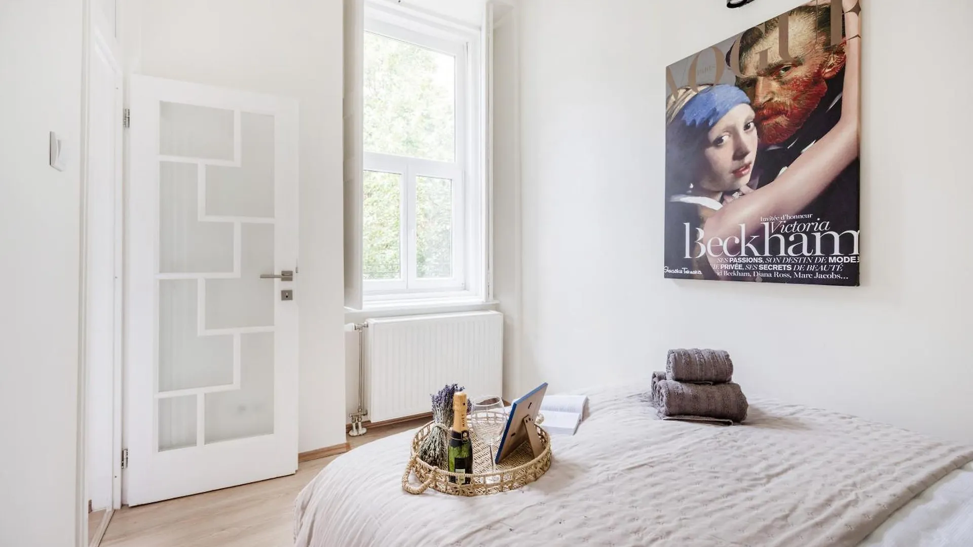 Chic 3Br Heart Of District 7- Central Budapest Gem 0*,  Hungary