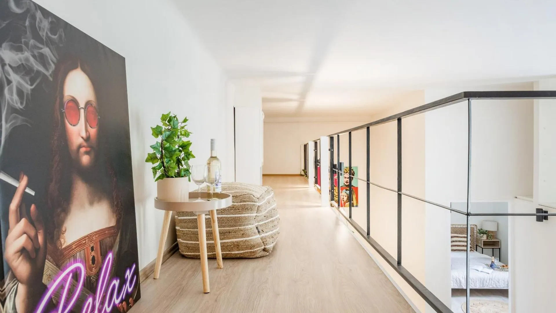 Chic 3Br Heart Of District 7- Central Budapest Gem 0*,